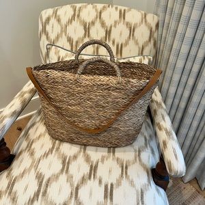 Summer straw bag
